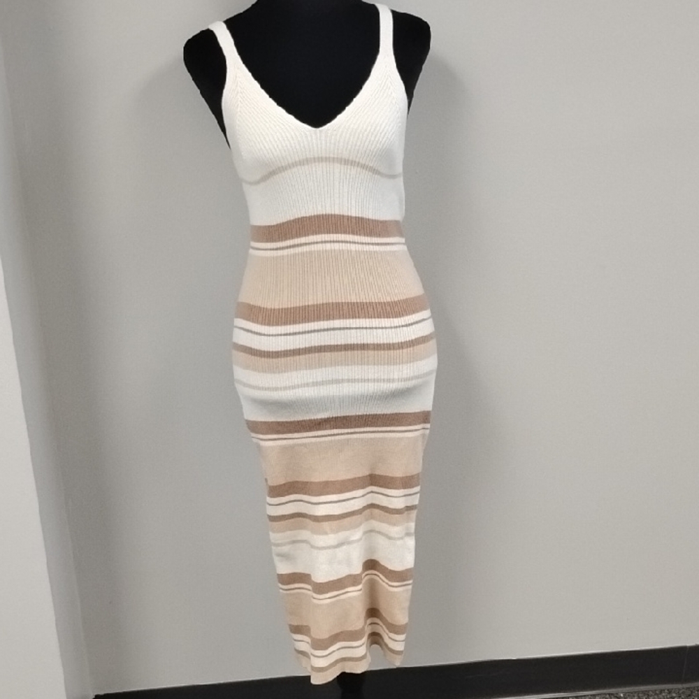 Willow & Wind Women's Striped Knit Midi Dress in Cream and Tan, Sz S